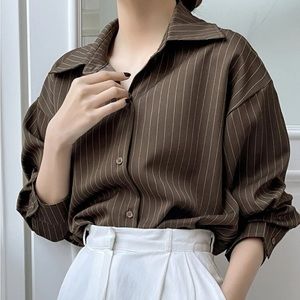 Buttons down shirt 🛍🛍